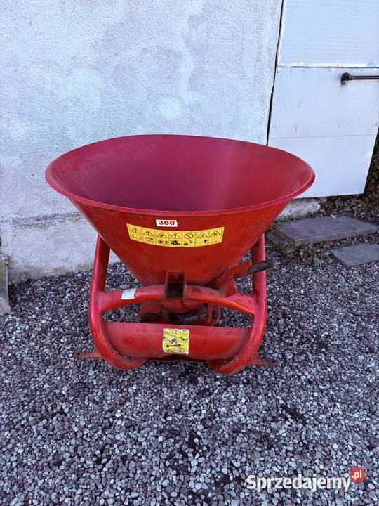 Rozsiewacz nawozu lej 300 l Jarmet nieuszkodzony wielkopolskie Wilczyn sprzedam