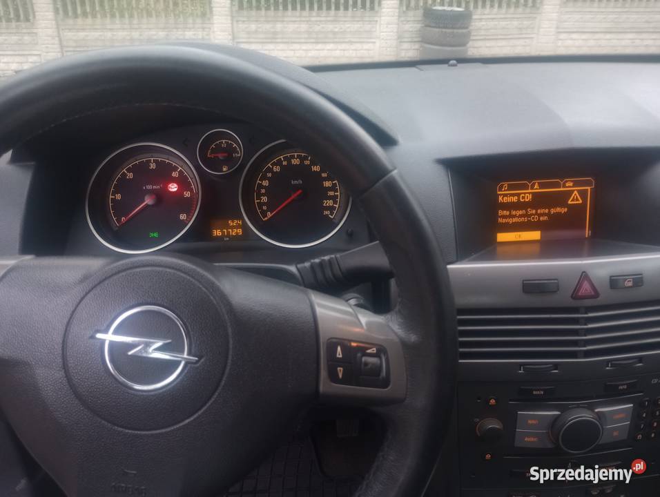 ZADBANA ASTRA diesel 19 gotowa do jazdy 367000km