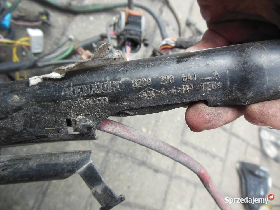 WIĄZKA INSTALACJA SILNIKA RENAULT CLIO III osobowe