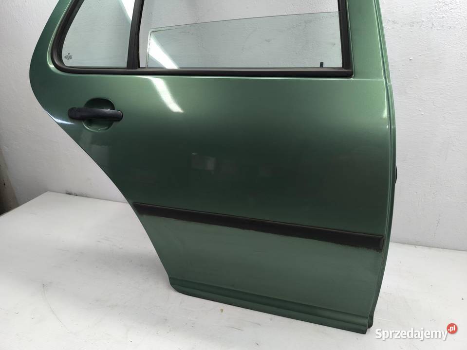 DRZWI PRAWY TYŁ VW GOLF IV 14 Części samochodowe