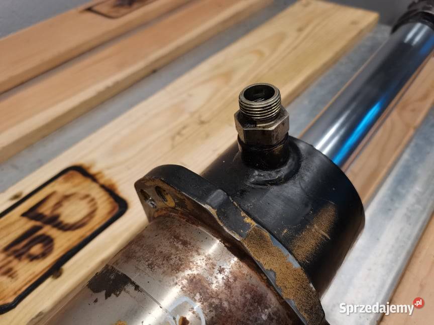 Holland LM 435 Siłownik wspomagania wielkopolskie