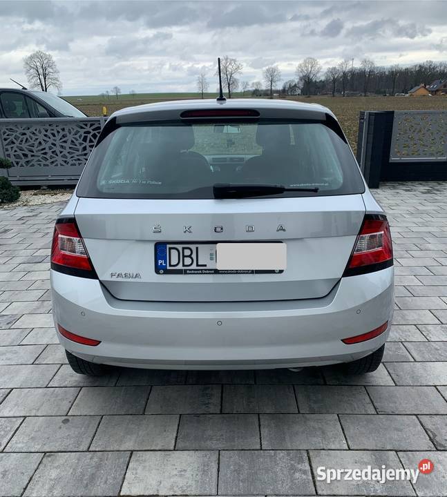 Skoda Fabia nieuszkodzony Samochody osobowe Tomaszów Bolesławiecki