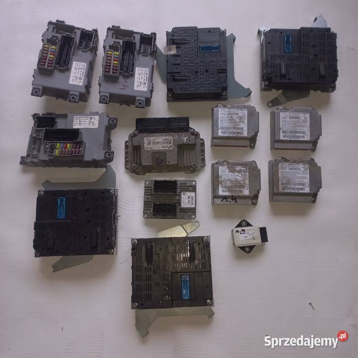 785652095 Sprzedam czesci fiat 500 Rok produkcji 2010 łódzkie Radomsko