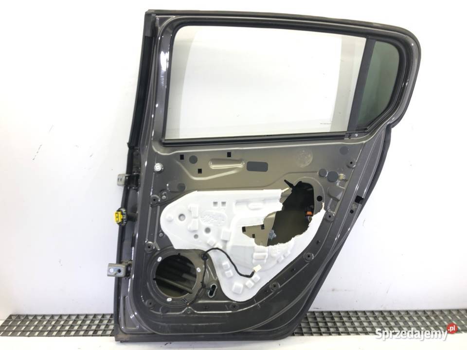 DRZWI PRAWY TYŁ PEUGEOT 308 II Kombi 1321 Drzwi Części samochodowe