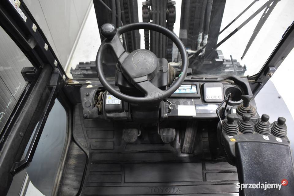 Wóżek WIdłowy TOYOTA 408FD70N 7000 udzwigu Wózki widłowe Czechy