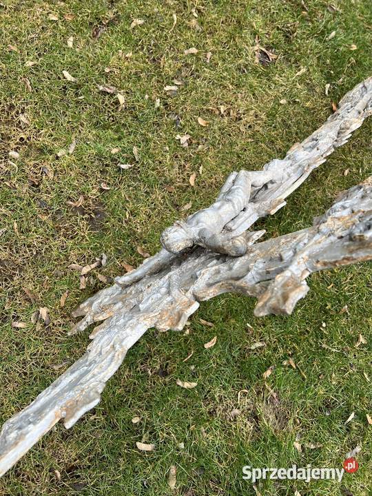 stary żeliwny krzyż z Jezusem 14080 Bystrzyca Kłodzka