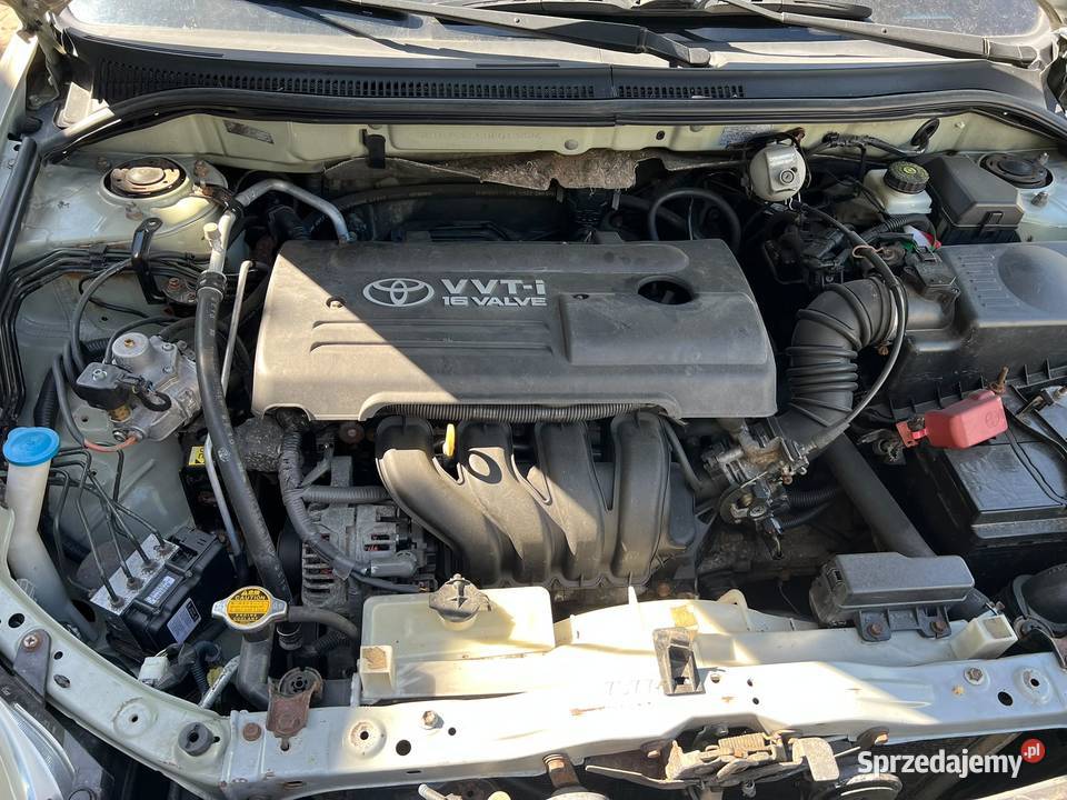 Krajowa Toyota Avensis 16 Z GAZEM