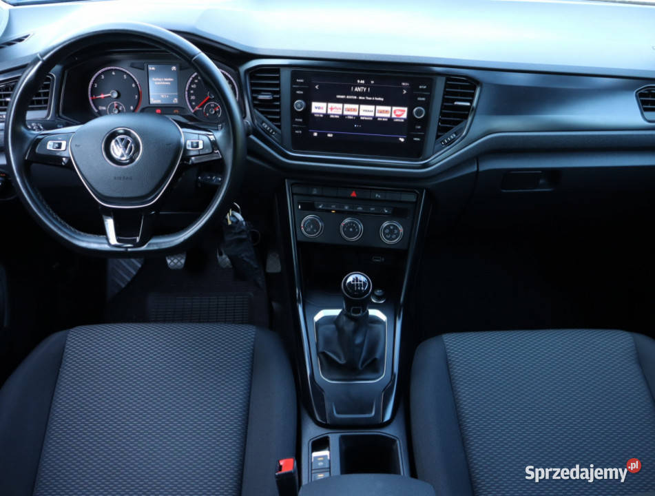 VW TRoc 10 TSI asystent pasa ruchu Piaseczno