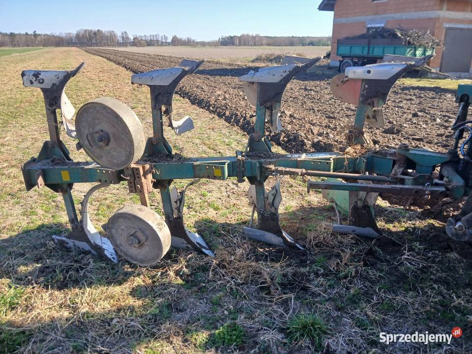 Pług obrotowy 4 skiby 211 31 Agrozet Sukov nieuszkodzony Wieluń sprzedam