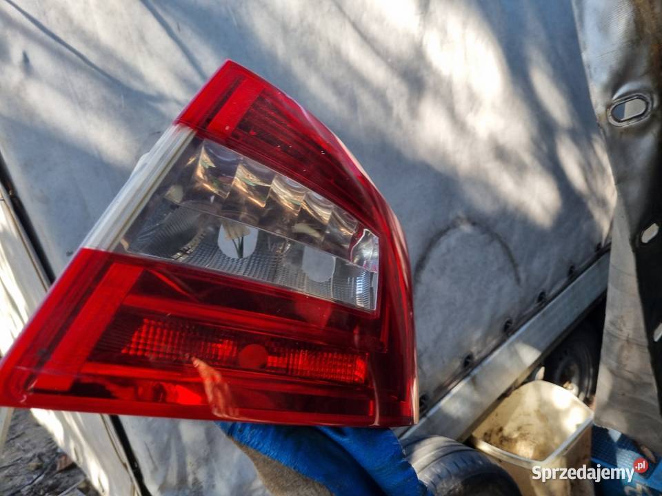Skoda Octavia 3 III Sedan Lampa Led Tył Prawy Lampy tylne Skawina