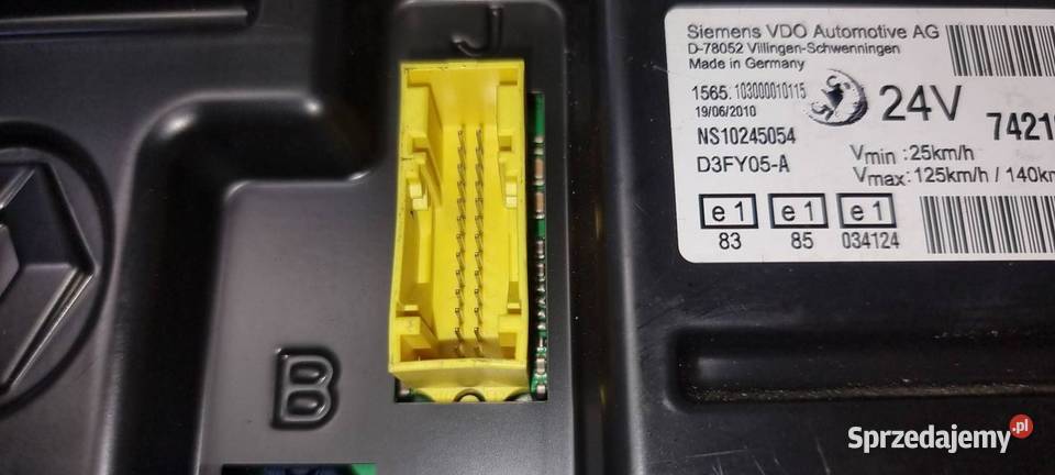 LICZNIK ZEGAR RENAULT PREMIUM 742105063504 kujawsko-pomorskie