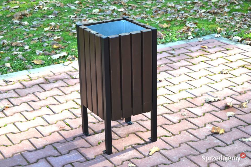 Kosz stalowy na śmieci miejski uliczny drewniany Kraków