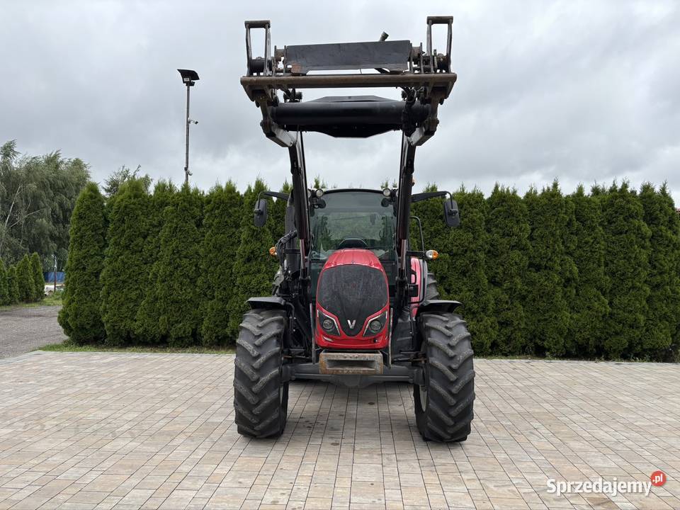 Valtra A134 z ładowaczem Grabów Szlachecki sprzedam