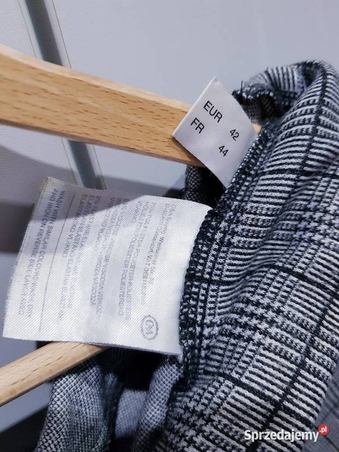 Damskie spodnie w dużym rozmiarze z defektem Dąbrowa Górnicza