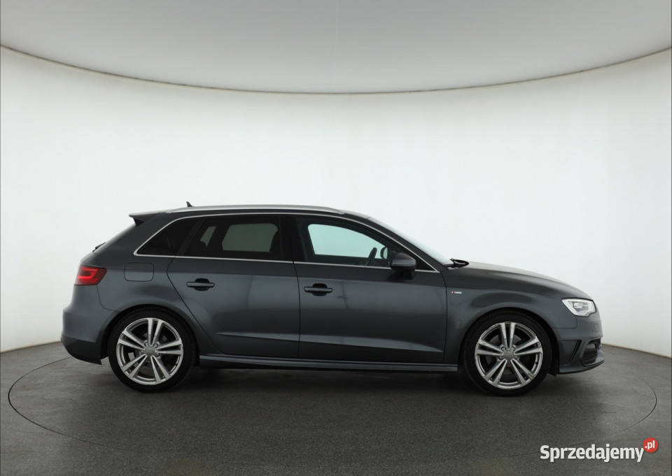Audi A3 18 TFSI skórzana tapicerka