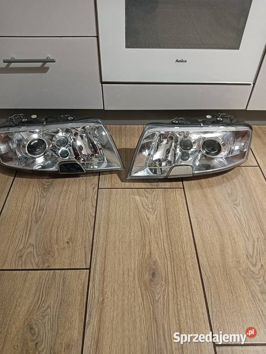 Lampy Skoda Superb kompletne EU