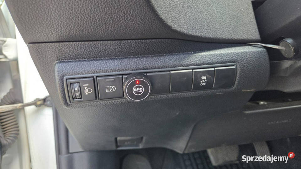 Toyota Corolla 18HSD LPG 122 Serwisowany ładna relingi dachowe Toyota mazowieckie Otwock Mały