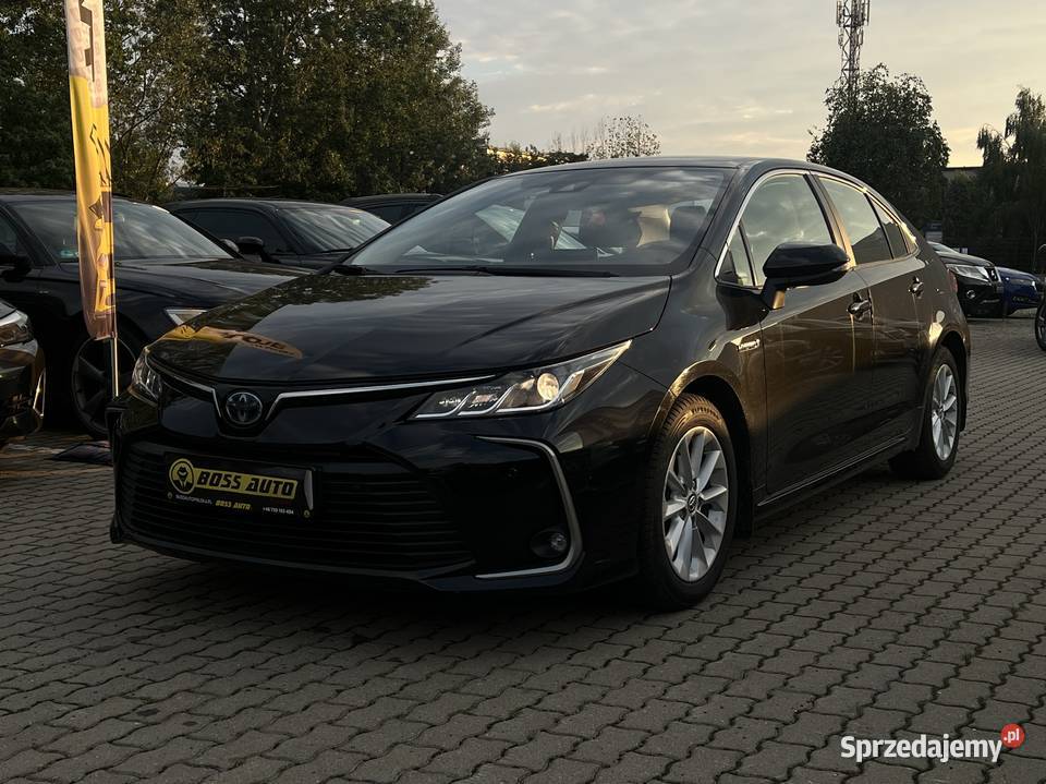 Toyota Corolla 2021 asystent parkowania Warszawa