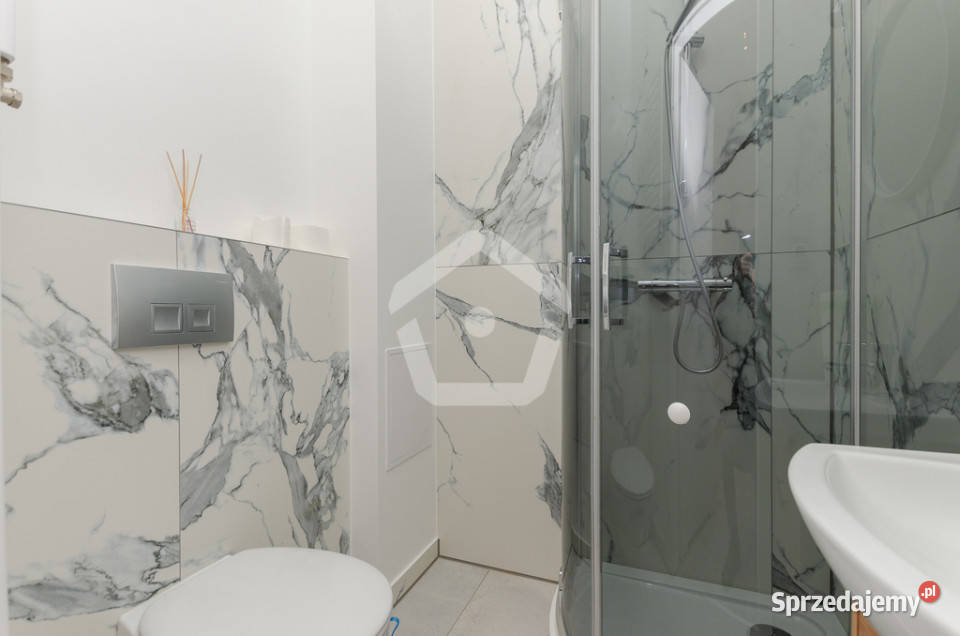 Mieszkanie 2 pokojowe w kamienicy Śródmieście