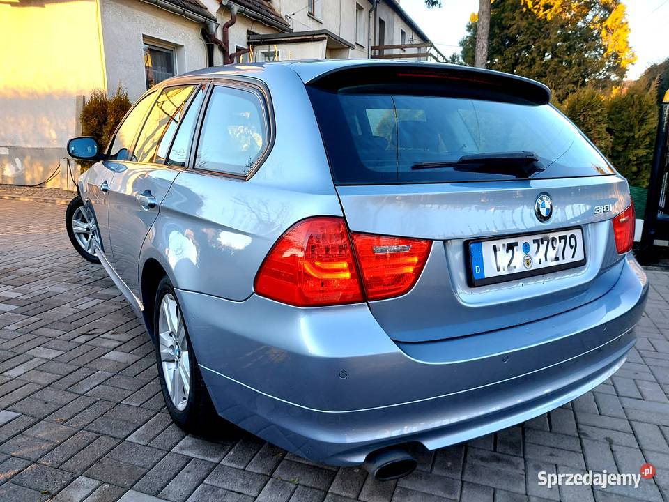 BMW Seria 3 20 Benzyna 2009 143 Ksenon Ringi Seria 3 Dzierżoniów