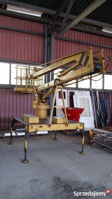 Podnośnik koszowy BUMAR P100 dźwigi i podnośniki wielkopolskie Poznań