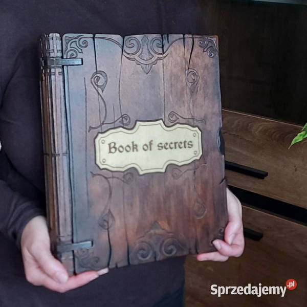 Drewniany Segregator A4 Personalizowany i Tworkowa