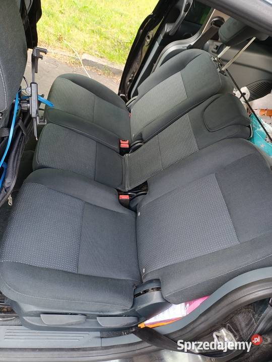 Ford Grand C Titanium 1600cm3 Starachowice
