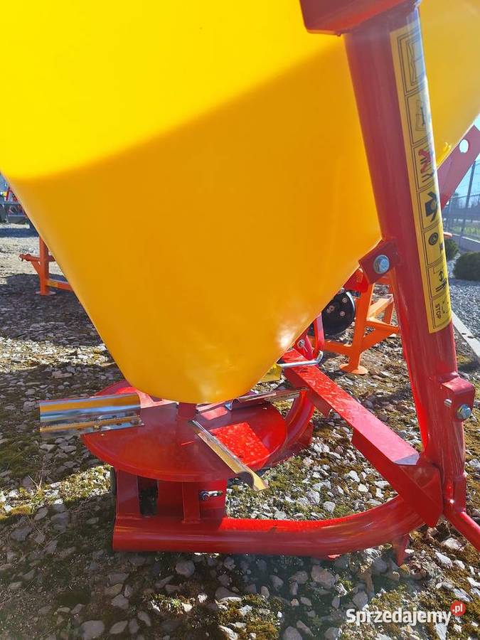 Rozsiewacz nawozu lejek Jarmet JP400 plastikowy Rozsiewacze nawozów Łuków