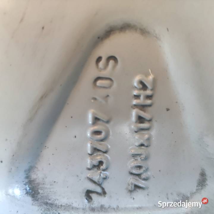Używane Felgi Alu 7x17 ET40 rozstaw śrub 1143mm Samochodowe
