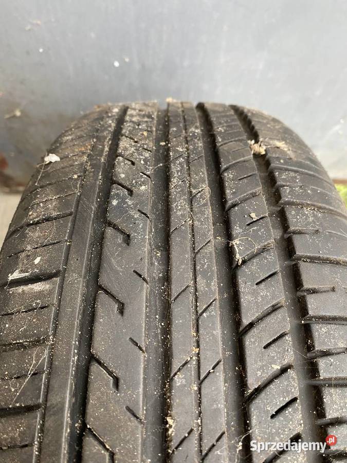 Opony z felgami 18560 R15 całoroczne sprzedam