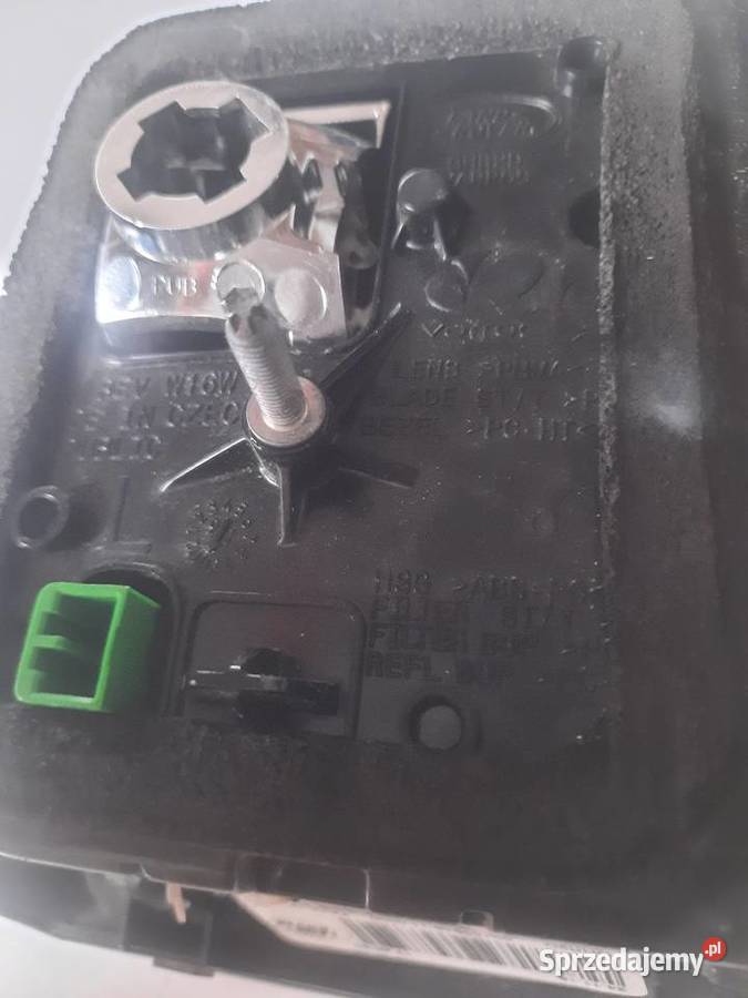 Lewe światło tylnej klapy LAND ROVER DISCOVERY osobowe lubuskie