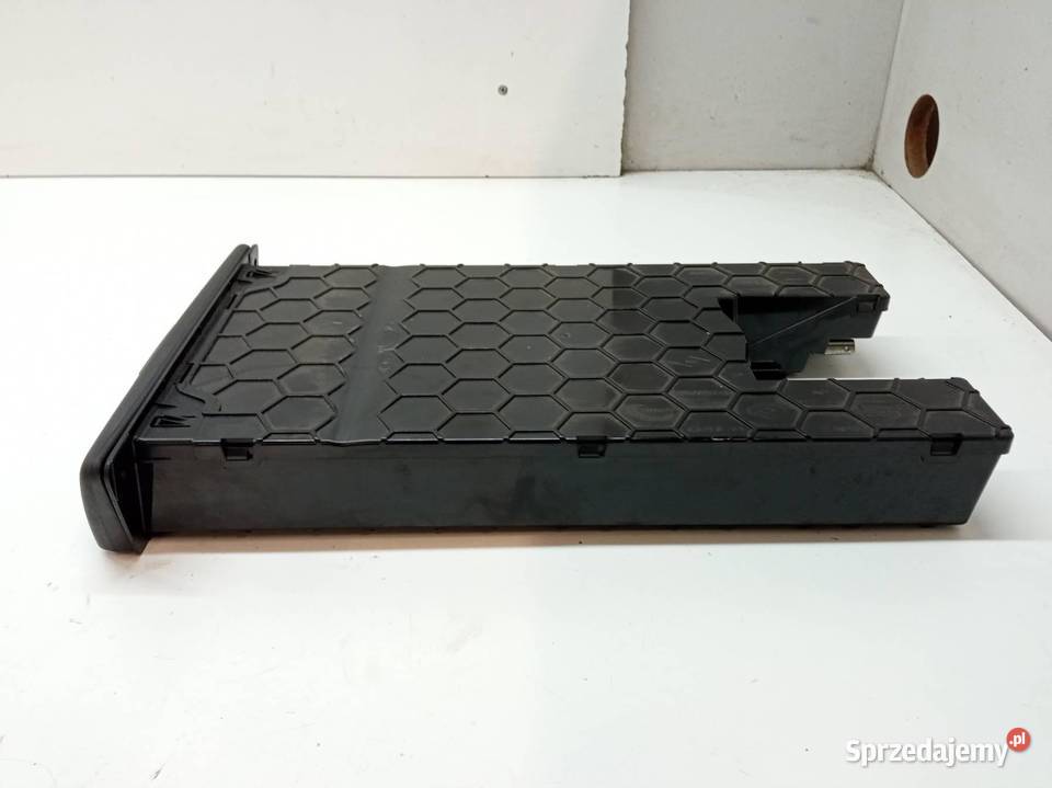 SCHOWEK NA DOKUMENTY MOVANO B 685601717R Renault świętokrzyskie sprzedam