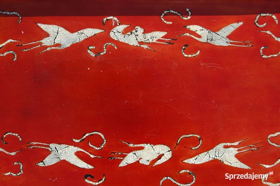 Taca z laki czerwona laka żurawie Wietnam czerwony lubelskie