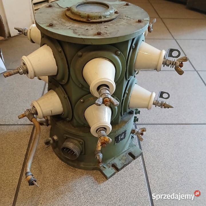 Przełącznik anten nadawczych R140 RADIOSTACJA