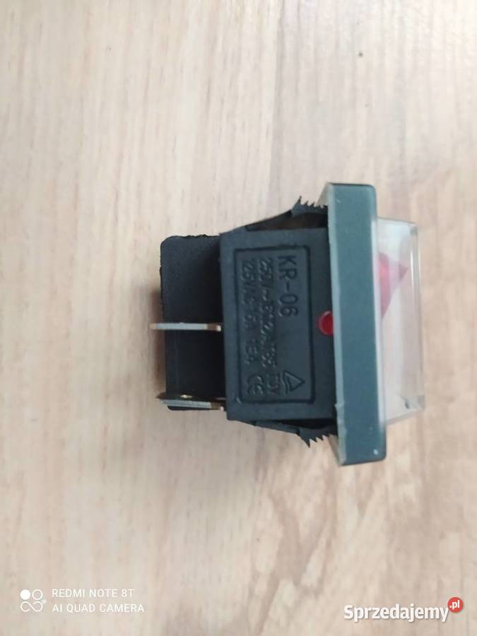 Przełącznik w osłonie silikonowej 15A Elektryczne Bogdaniec