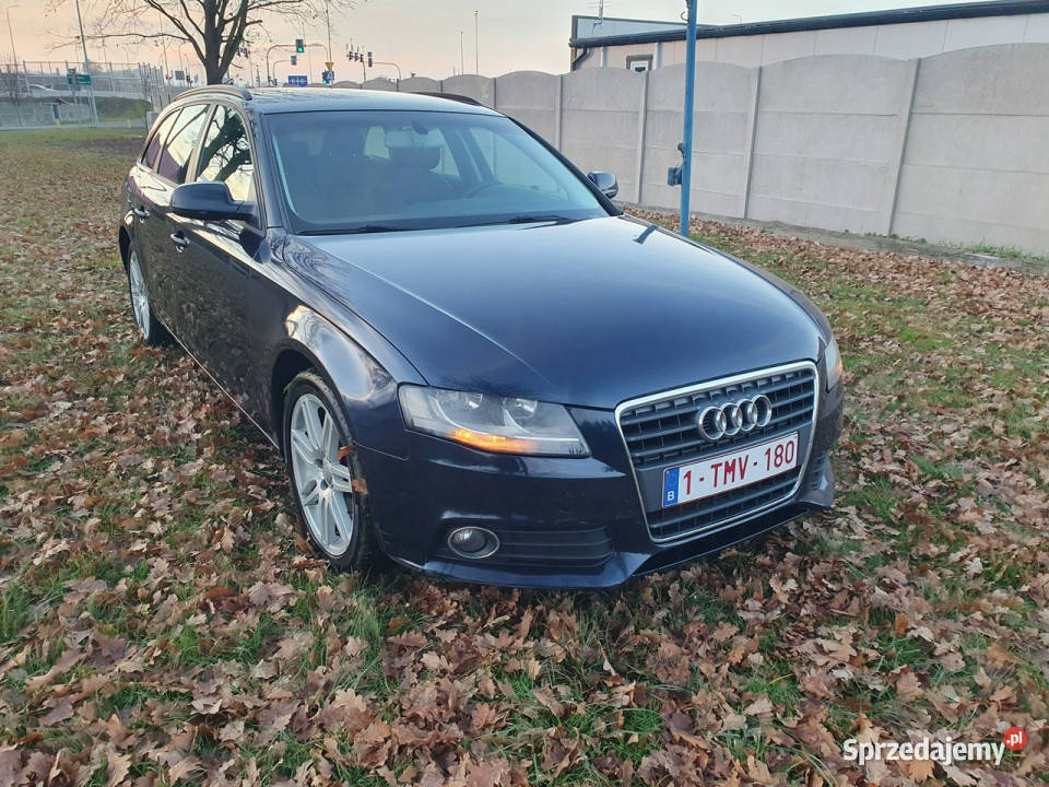 Audi A4 Avant 20tdi 2009r B8 Duża Navi Alu18 B8 lakier metallic