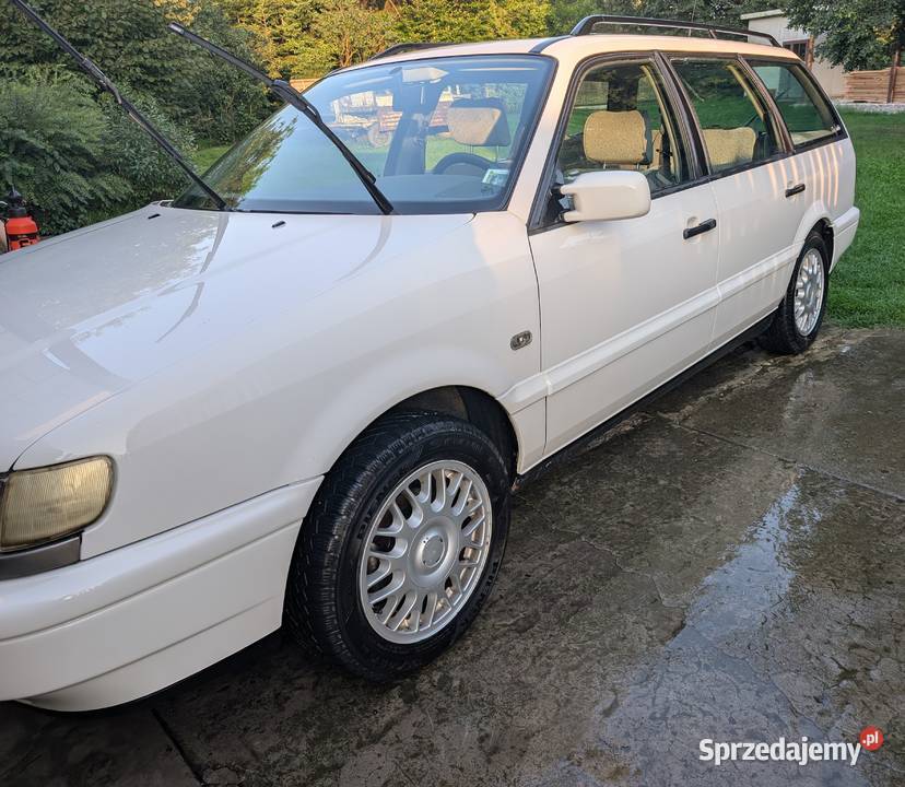 Volkswagen Passat B4 1994 19 TDI 90 1Z KOMBI