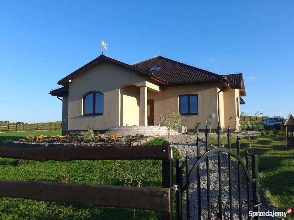 Piękny dom między dwoma jeziorami do zamieszkania Ełk