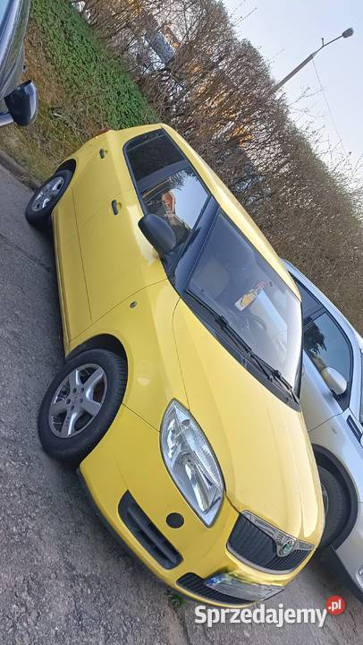 Sprzeda Skodę Fabię 1200cm3 sprzedam