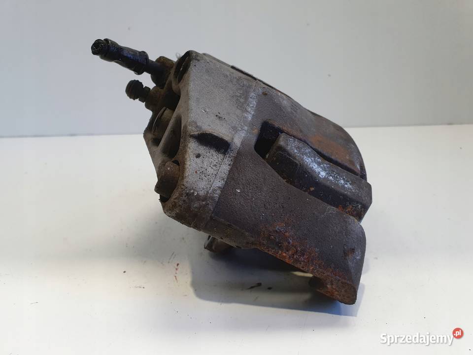 Volvo V40 II PRZEDNI ZACISK HAMULCOWY prawy osobowe Chełm