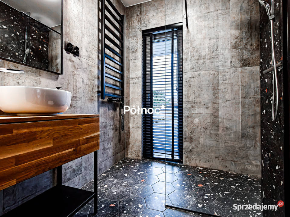 Nowoczesny dom 200 m z garażem Pokrówka Rok budowy 2023 lubelskie