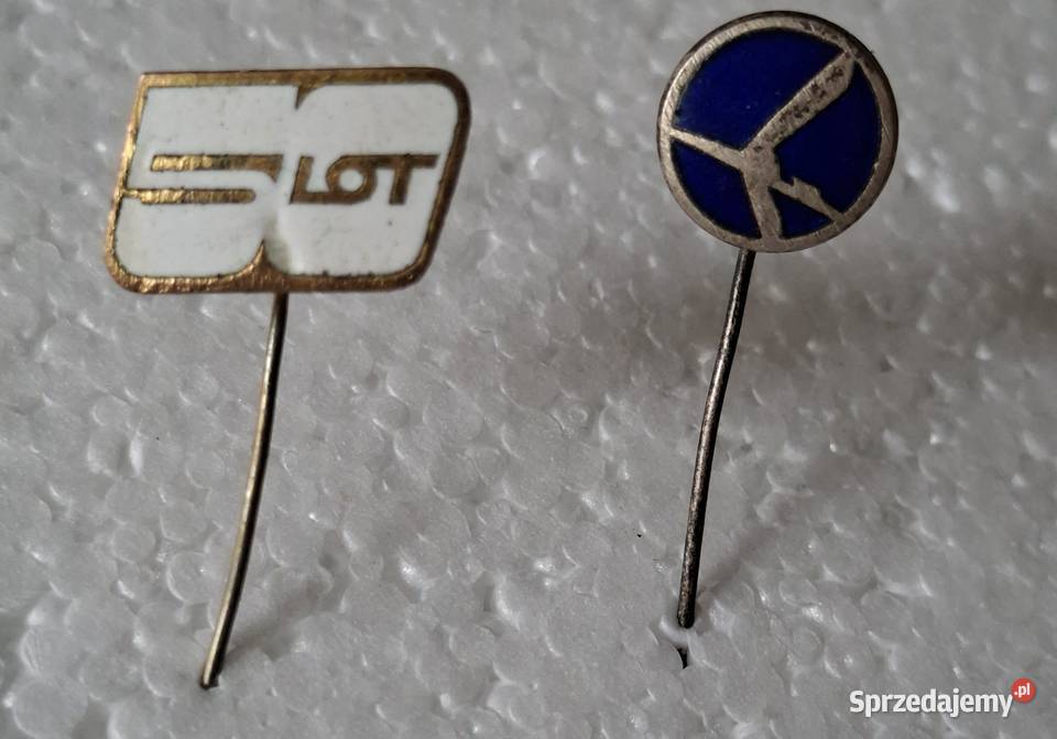 przypinki LOTu Warszawa