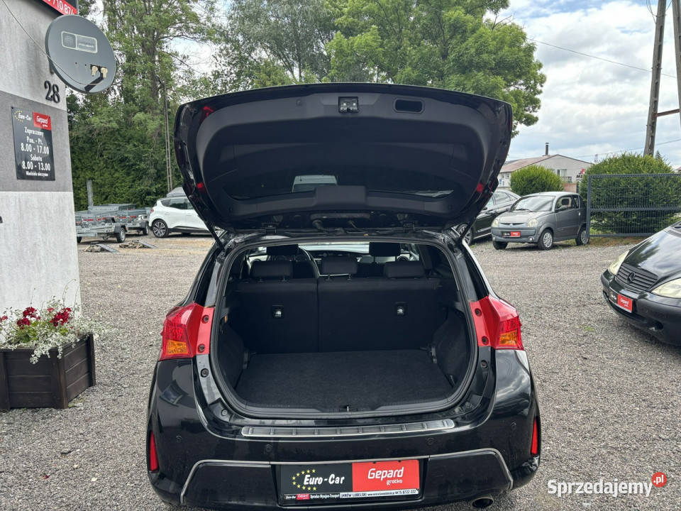 Toyota Auris II 2012 światła przeciwmgielne lubelskie Janów Lubelski