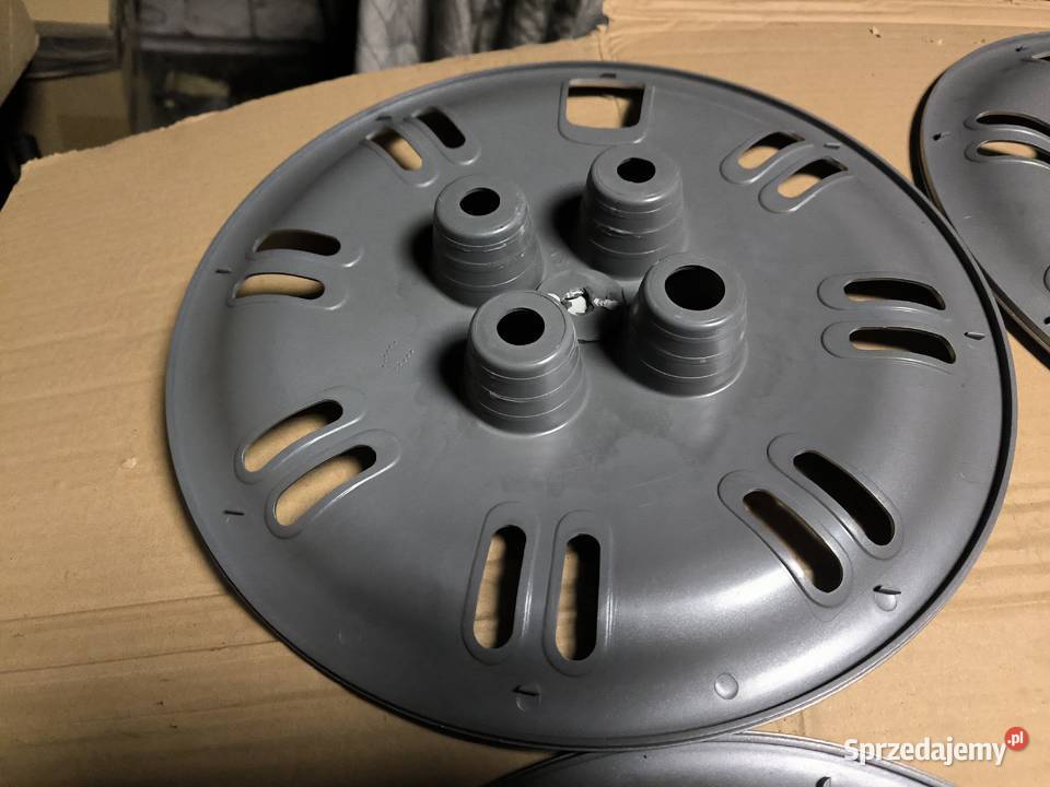 Polonez Caro minus FSO kołpak Fiat 125p ZAS Stalowa Wola