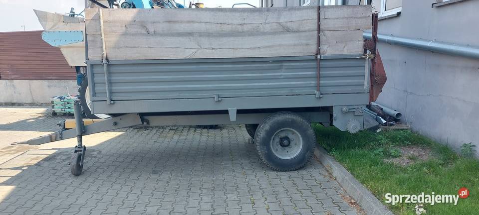 Rozrzutnik jednoosiowy nieuszkodzony Łosice