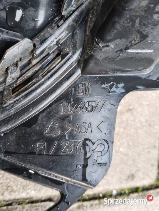 Grill Opel Astra J Tomaszów Lubelski