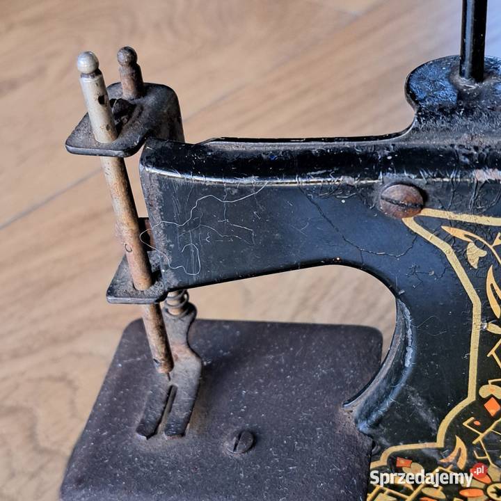 Miniaturowa zabytkowa maszyna do szycia Made in Domaszczyn sprzedam