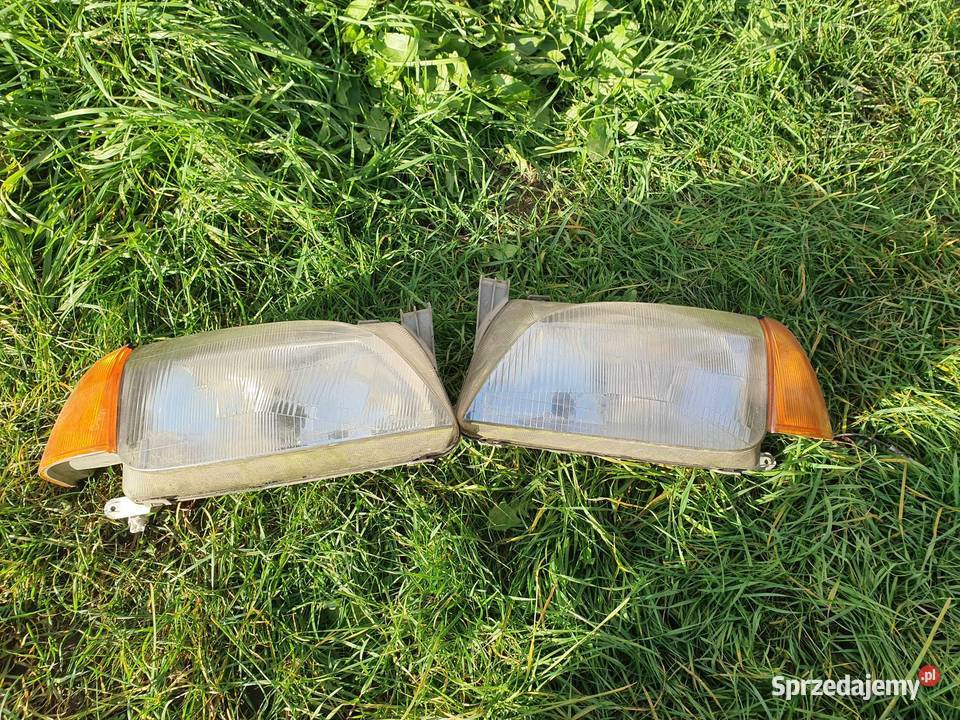 Lampa przednia reflektor prawy lewy Suzuki Swift osobowe Kraków