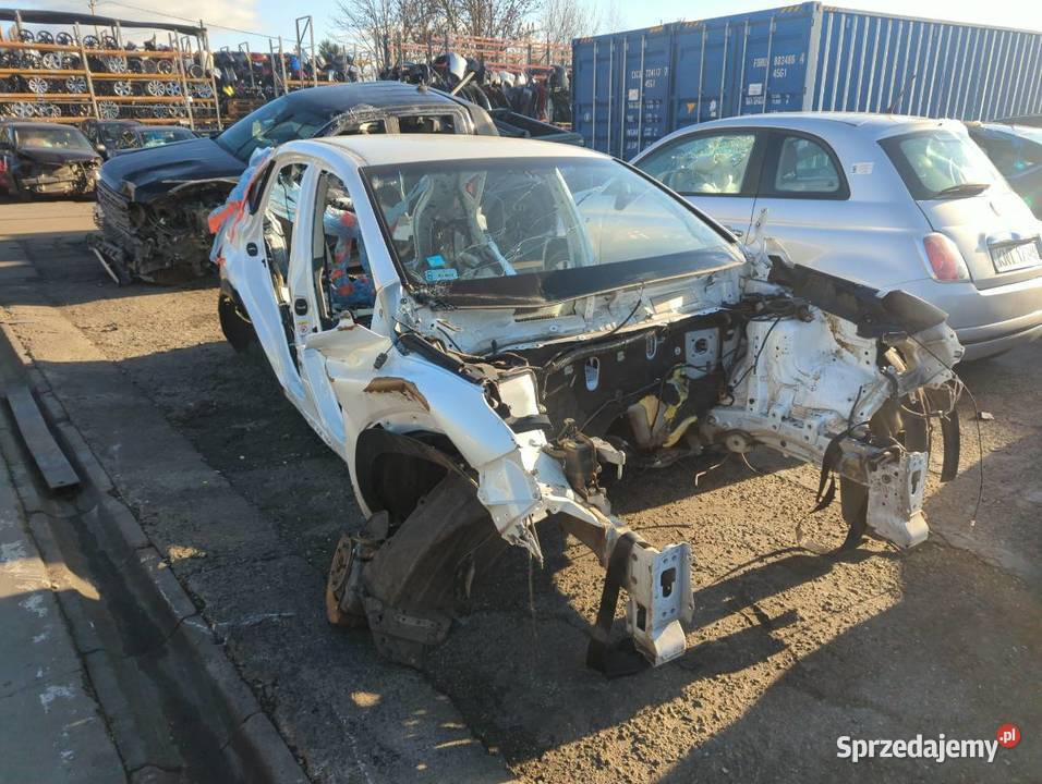 KAROSERIA ĆWIARTKA BŁOTNIK TYŁ PRÓG DACH sprzedam