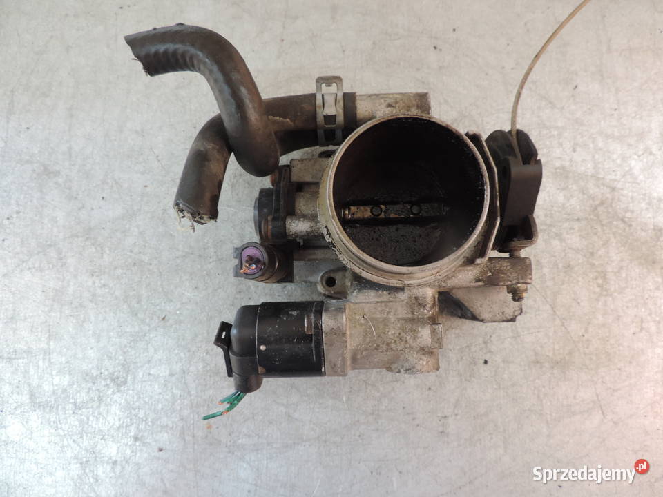 PRZEPUSTNICA OPEL VECTRA B 16 16V 90501011